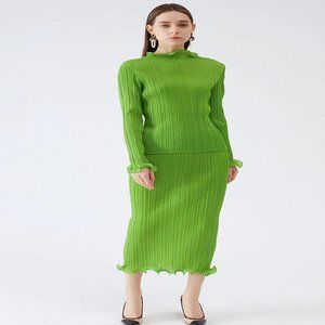 Lettuce Trim Accordion Pleated Top And Skirt Set